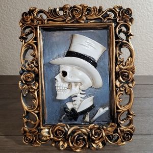 Framed Gothic Male Silhouette Skeleton Decoration